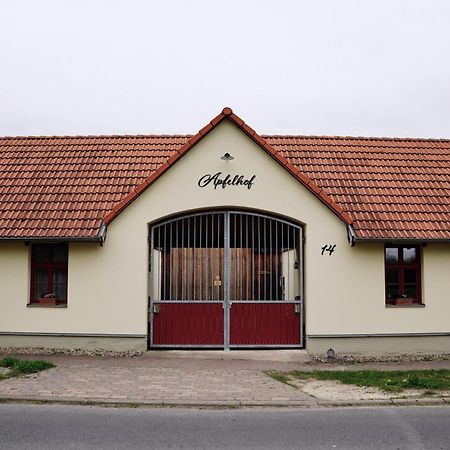 Apfelhof Biesenbrow Apartment Екстериор снимка